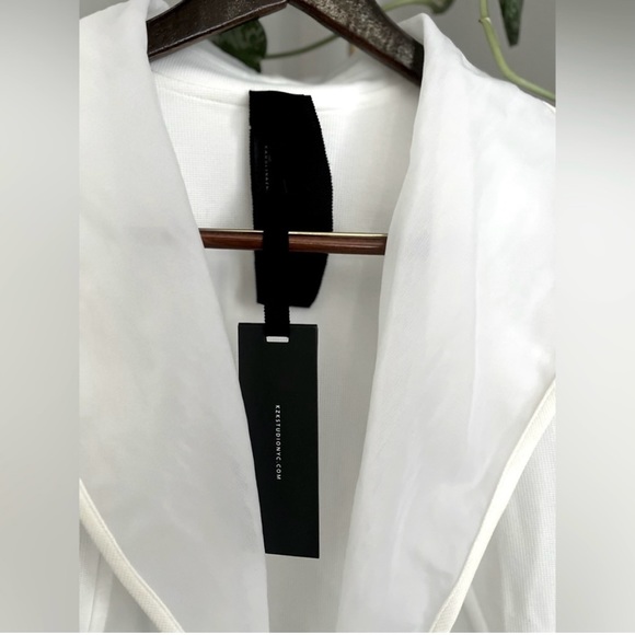 KZ_K Studio NYC White Techno Blazer NWT ~ Size L - Picture 6 of 14